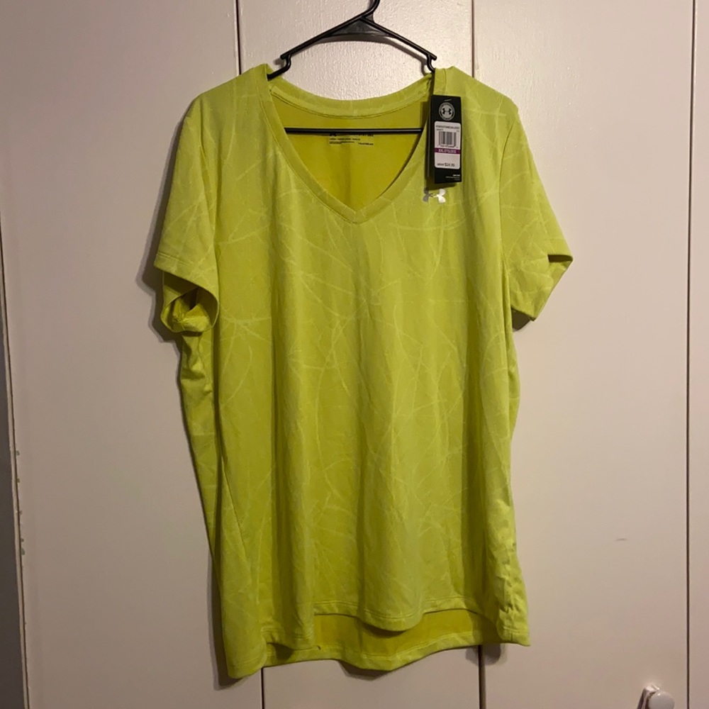 Under armor t-shirt